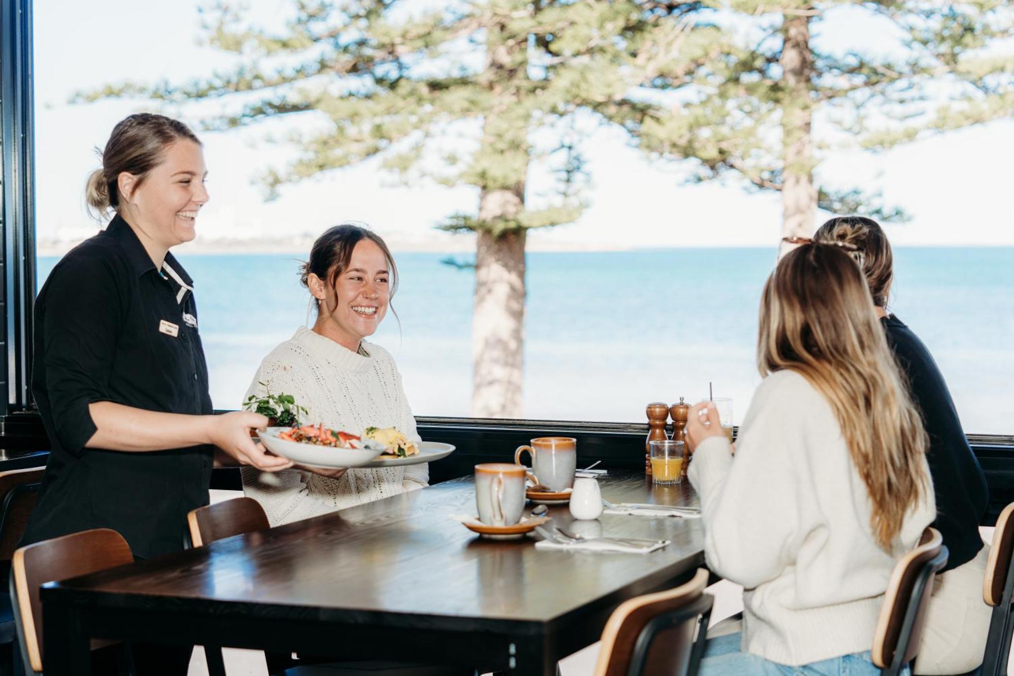 Foreshore Motel 3*