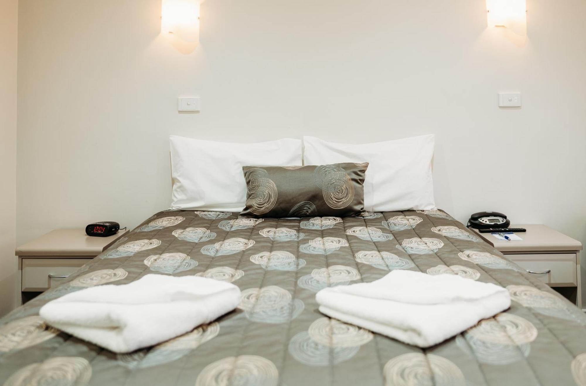 Motel Foreshore 3*