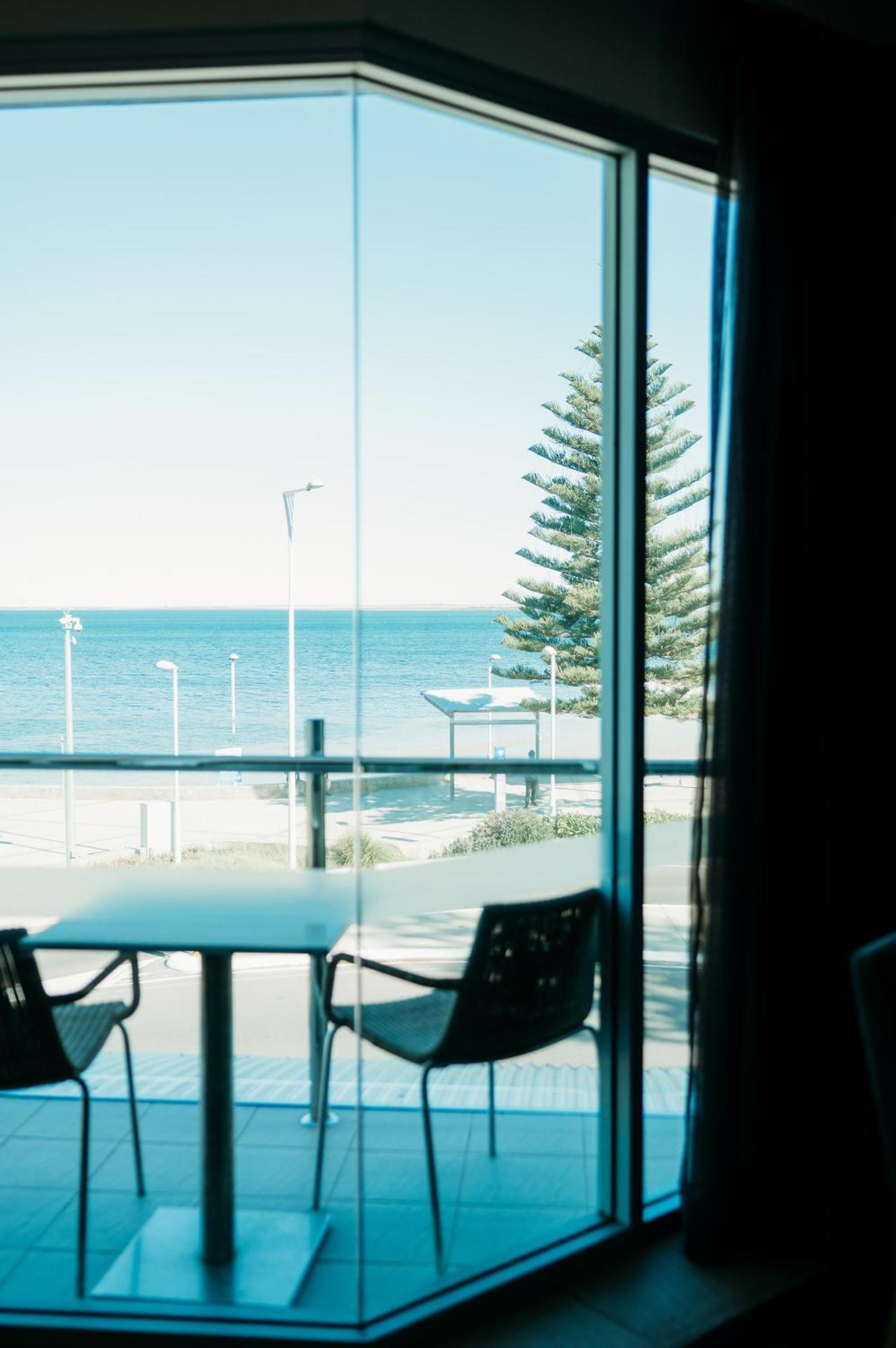 Foreshore Motel