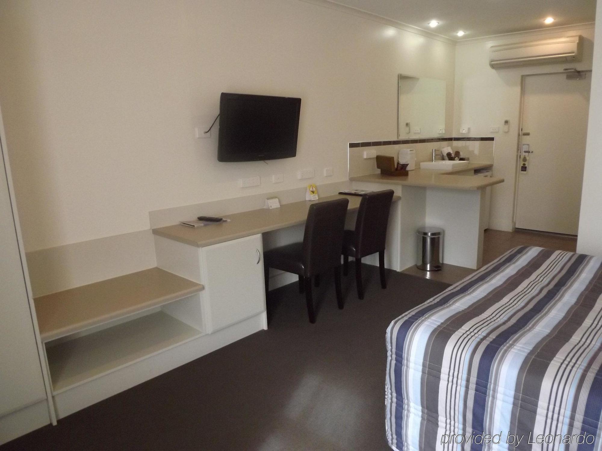 Foreshore Motel 3*